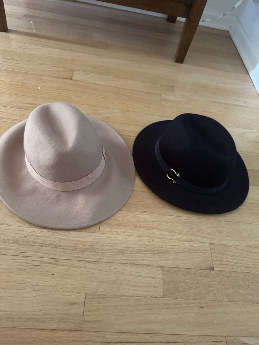 Set of 2 Wide-Brim Wool Felt Fedora Hat - Beige